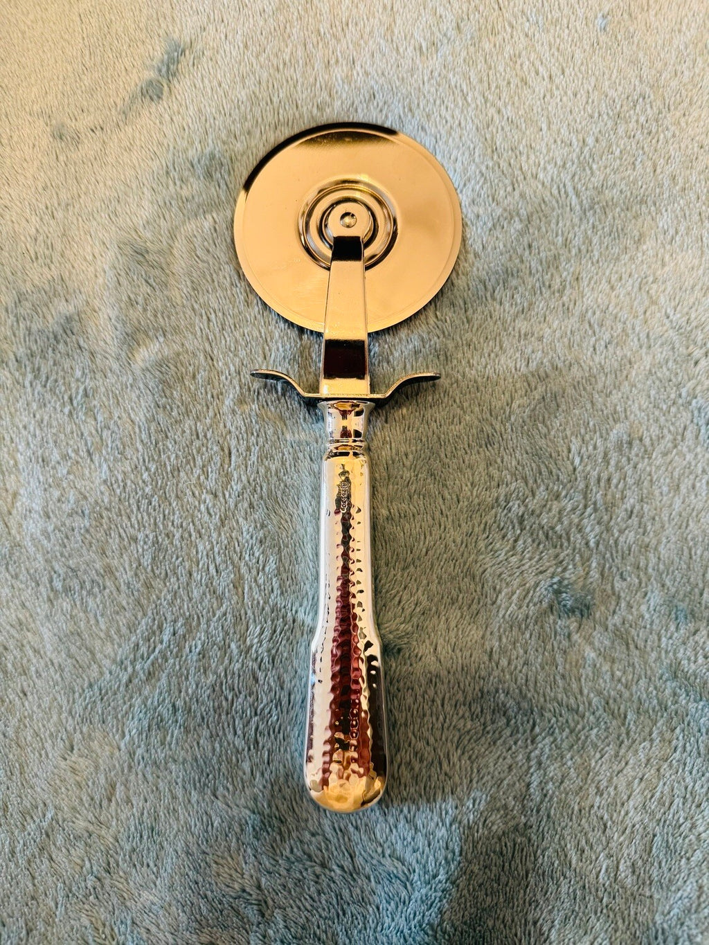 Pizzaschneider Model gehämmert Cardinale