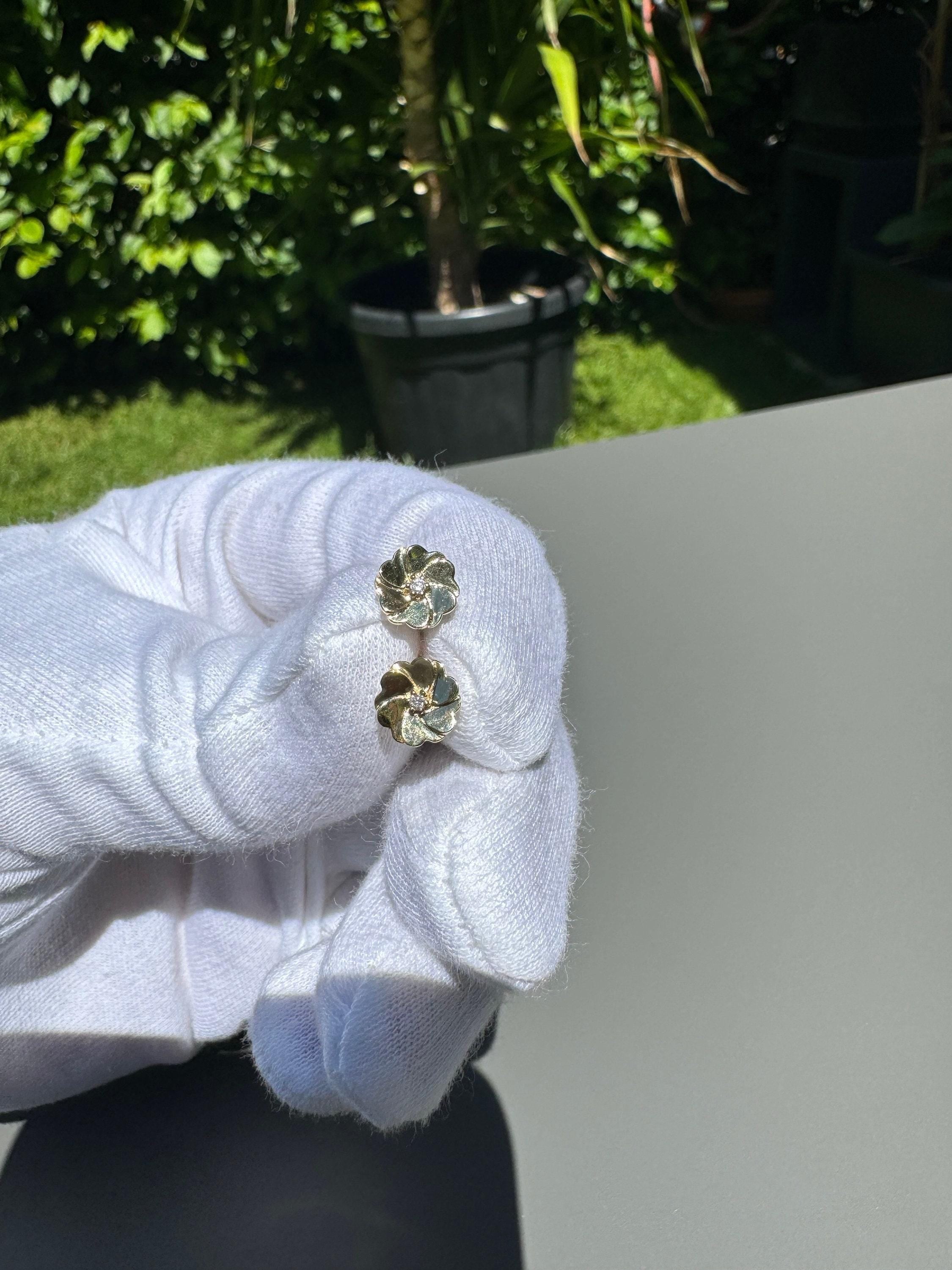 Blümchen-Ohrstecker Amany